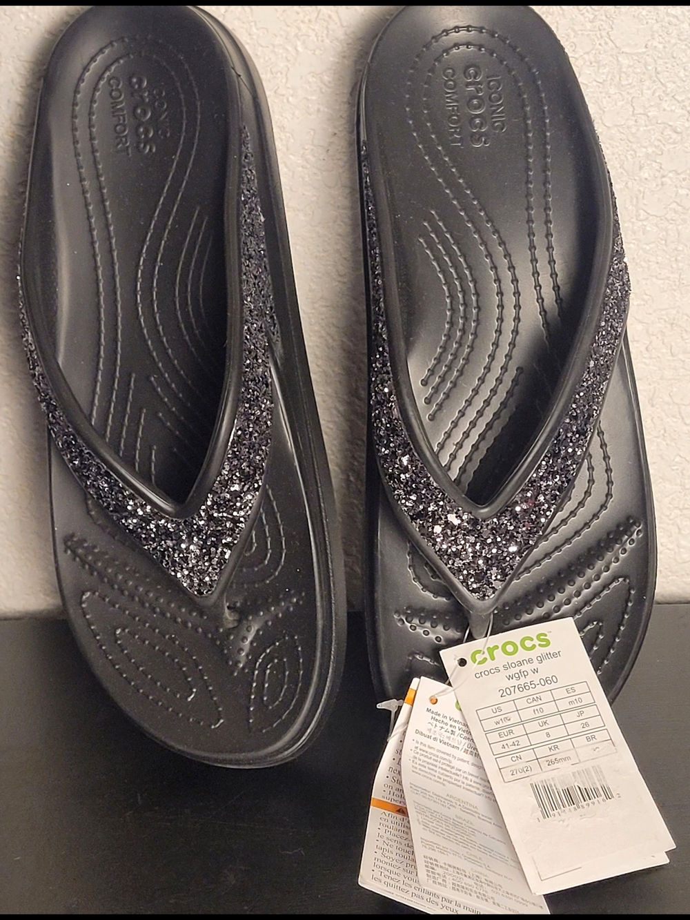 Crocs Women’s Black Glitter Cove Flip Flops